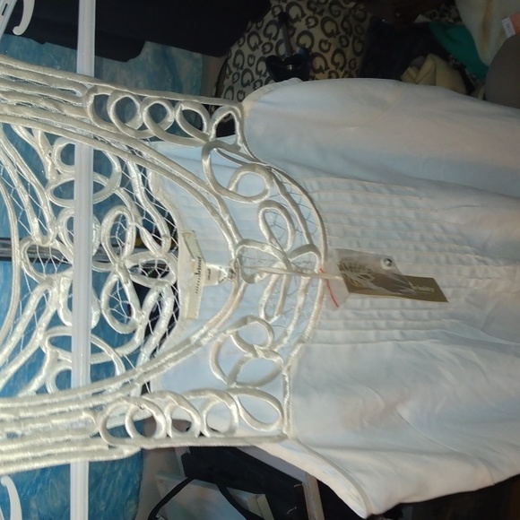 Trinity women's white sleeveless top sz small New - Picture 13 of 17